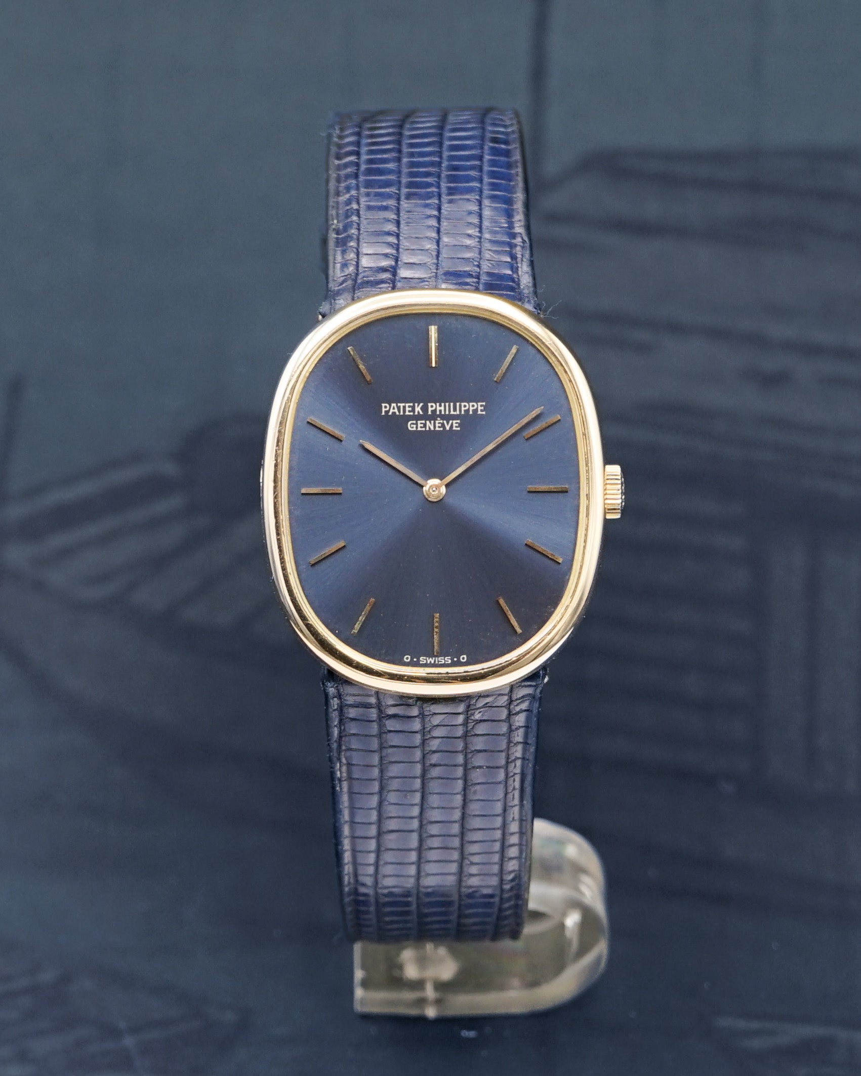 1982 Patek Philippe Golden Ellipse ref. 3848 with extract