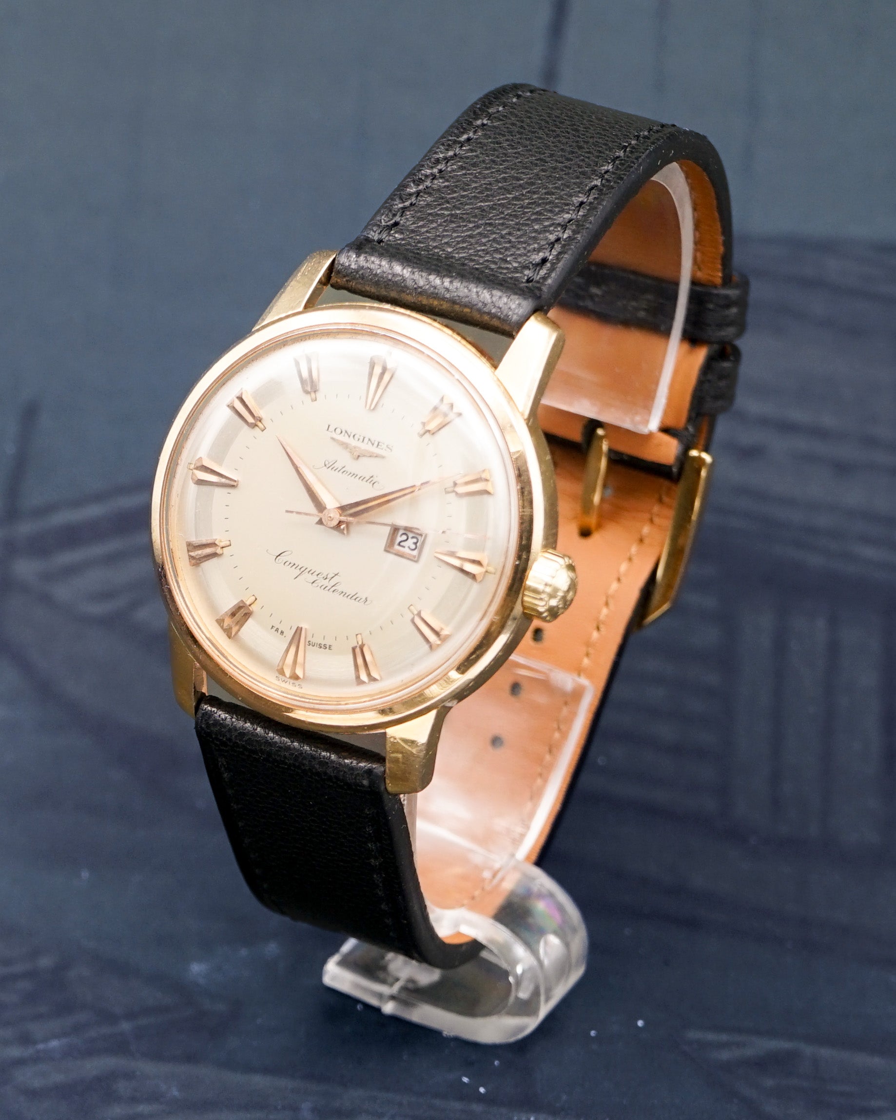 1950s Longines Conquest Calendar in yellow gold with box