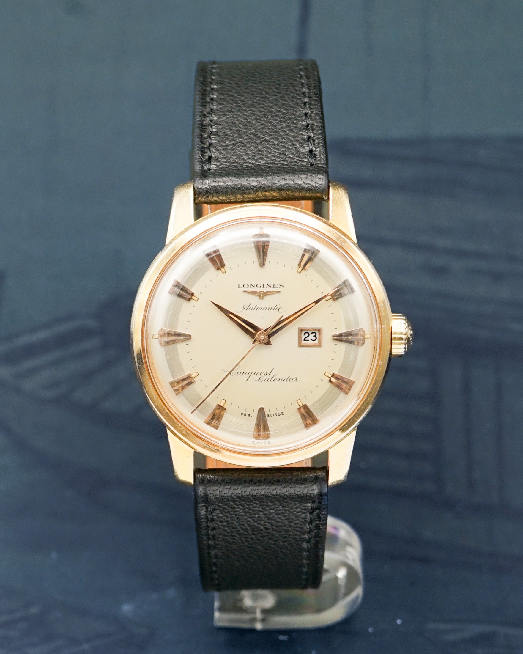 1950s Longines Conquest Calendar in yellow gold with box