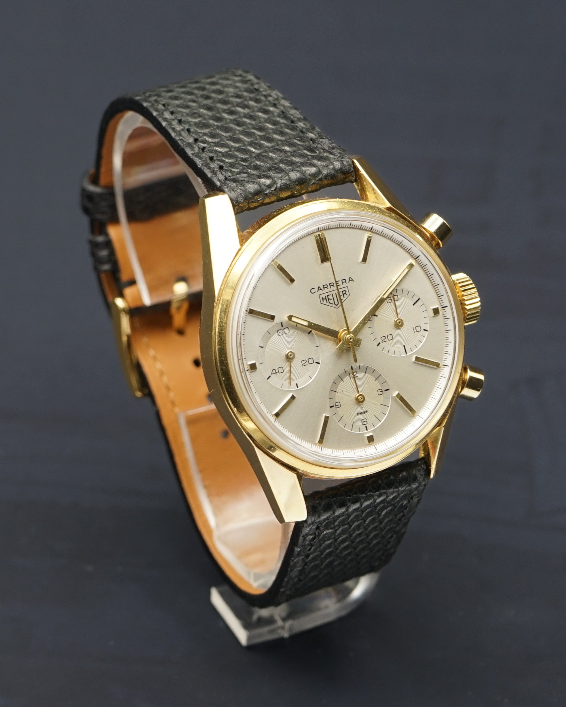 1960s Heuer Carrera 2456 in 18kt gold - 1st generation