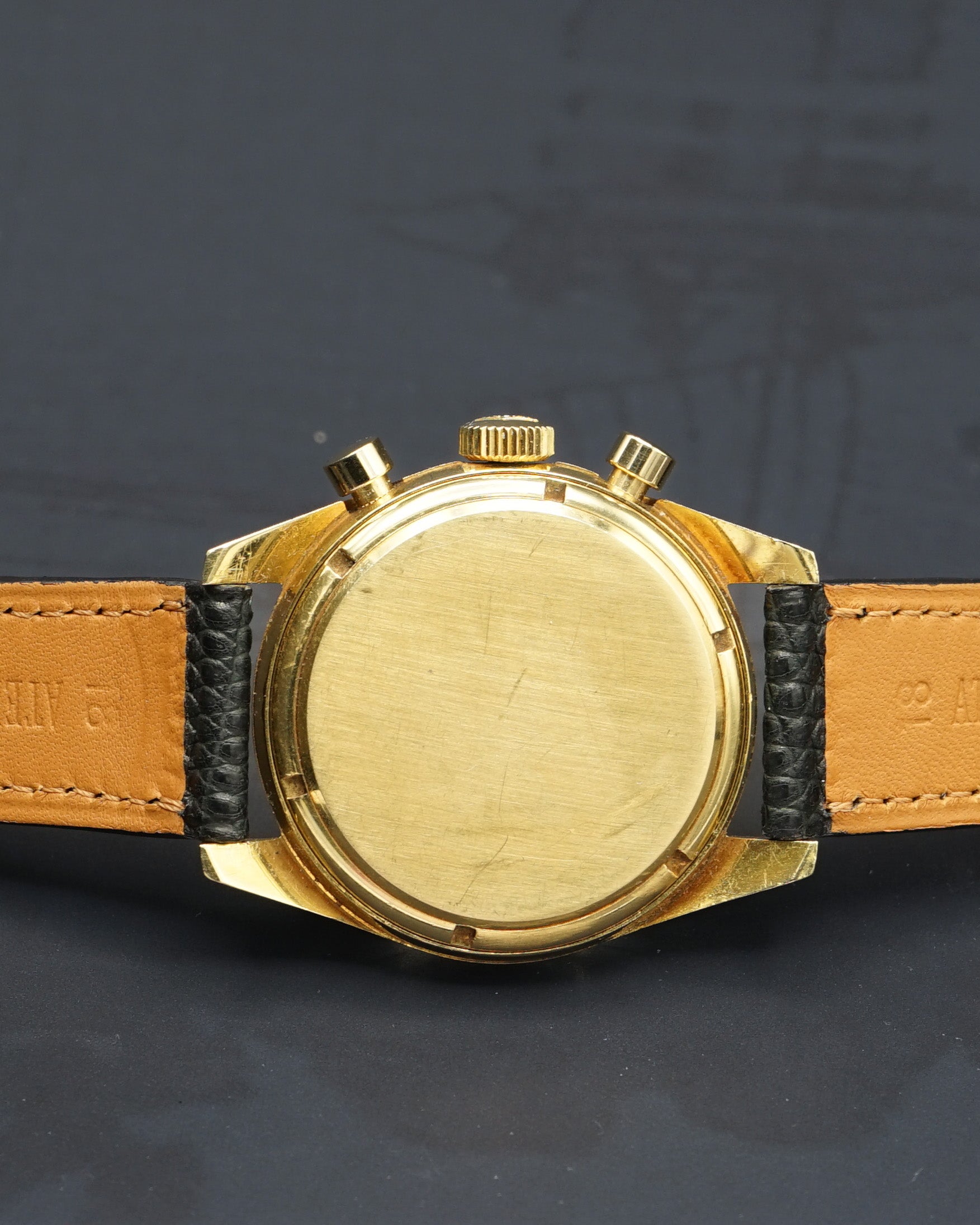 1960s Heuer Carrera 2456 in 18kt gold - 1st generation