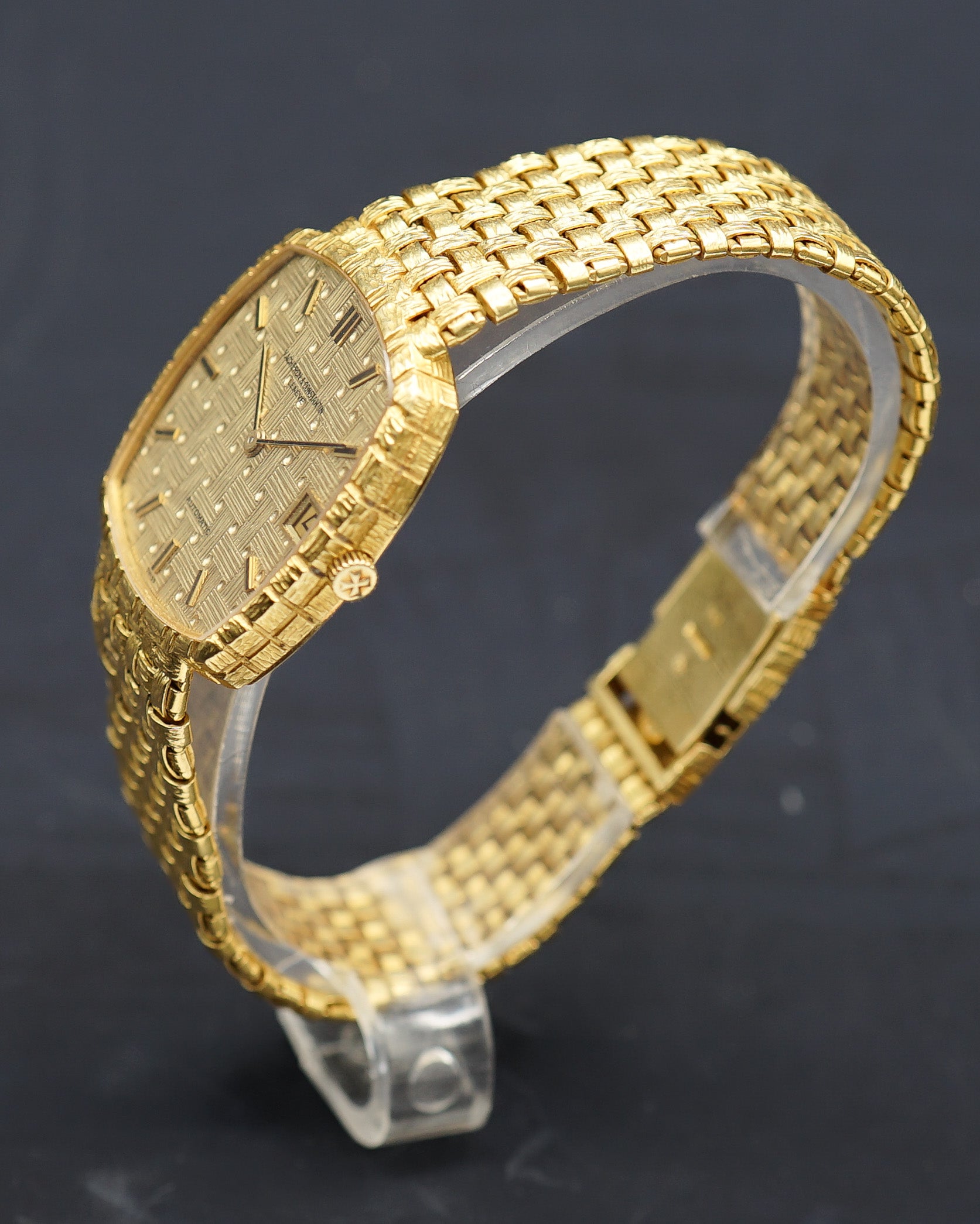 1970s Vacheron Constantin Les Historiques ref. 7391 in yellow gold