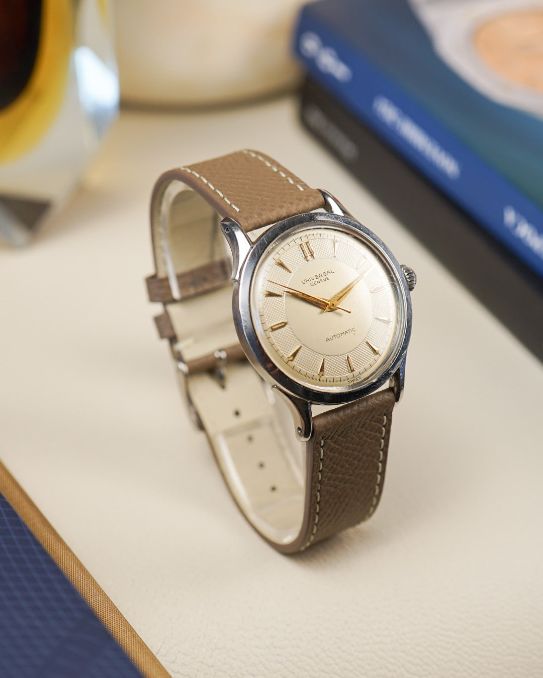 1950s Universal Geneve bumper with 138SS caliber Ref. 20207