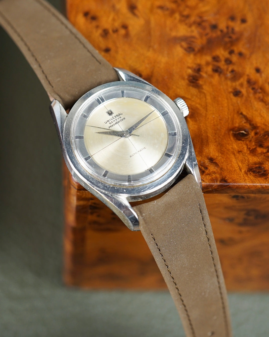 Universal Geneve Polerouter Transitional