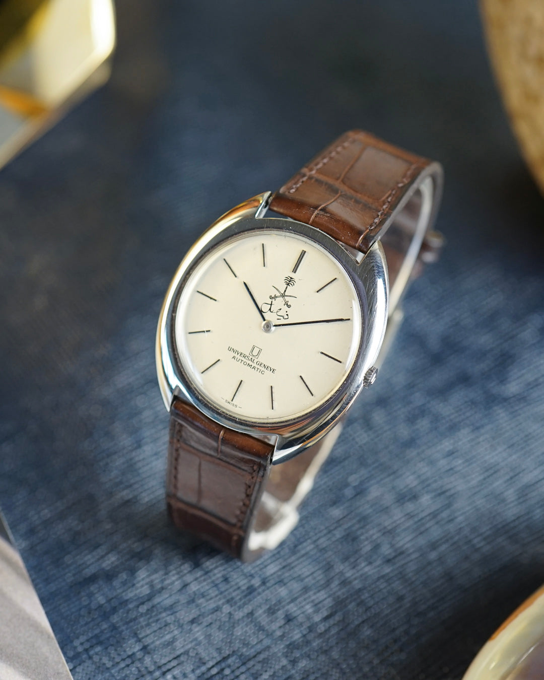 Universal Genève White Shadow King Faisal