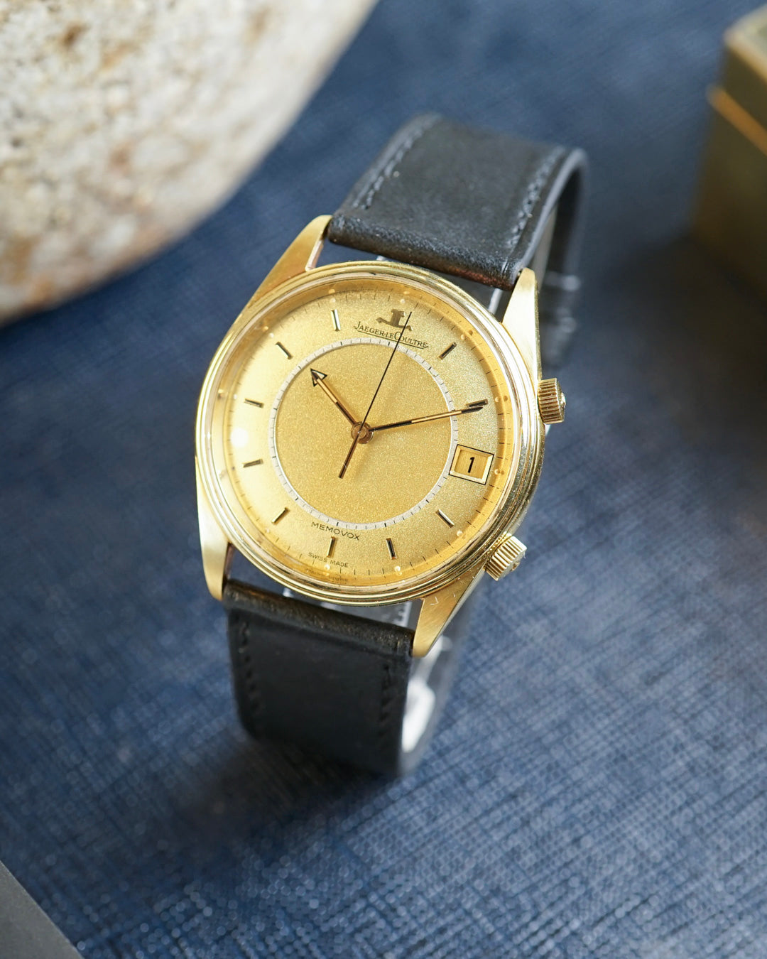 Jaeger-LeCoultre Memovox in 18kt gold