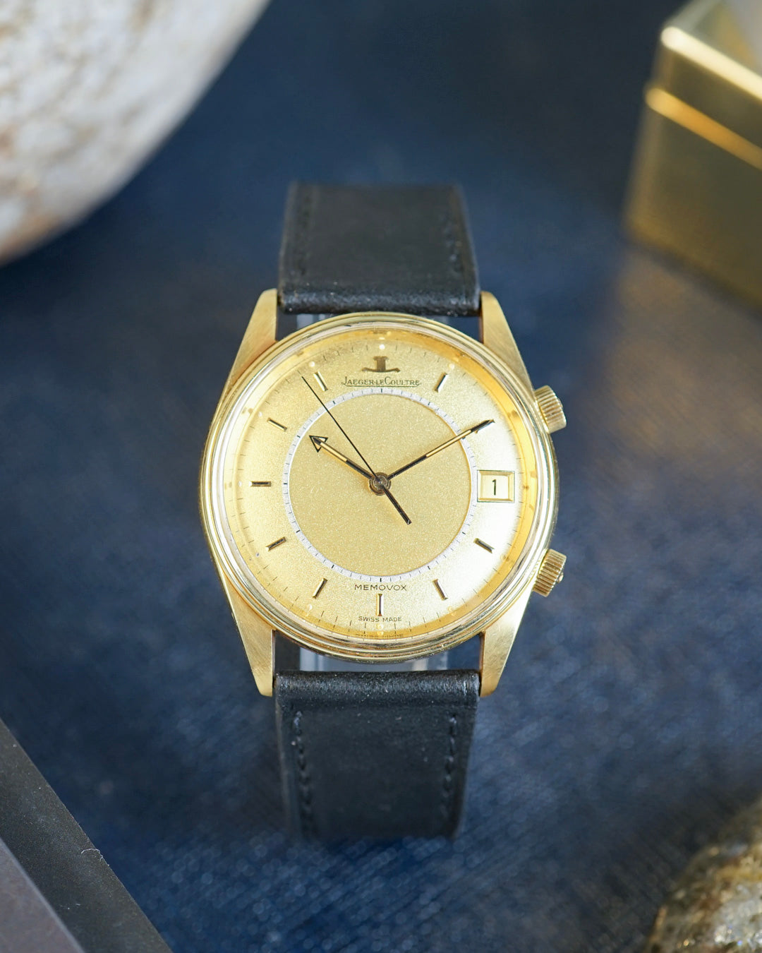 Jaeger-LeCoultre Memovox in 18kt gold