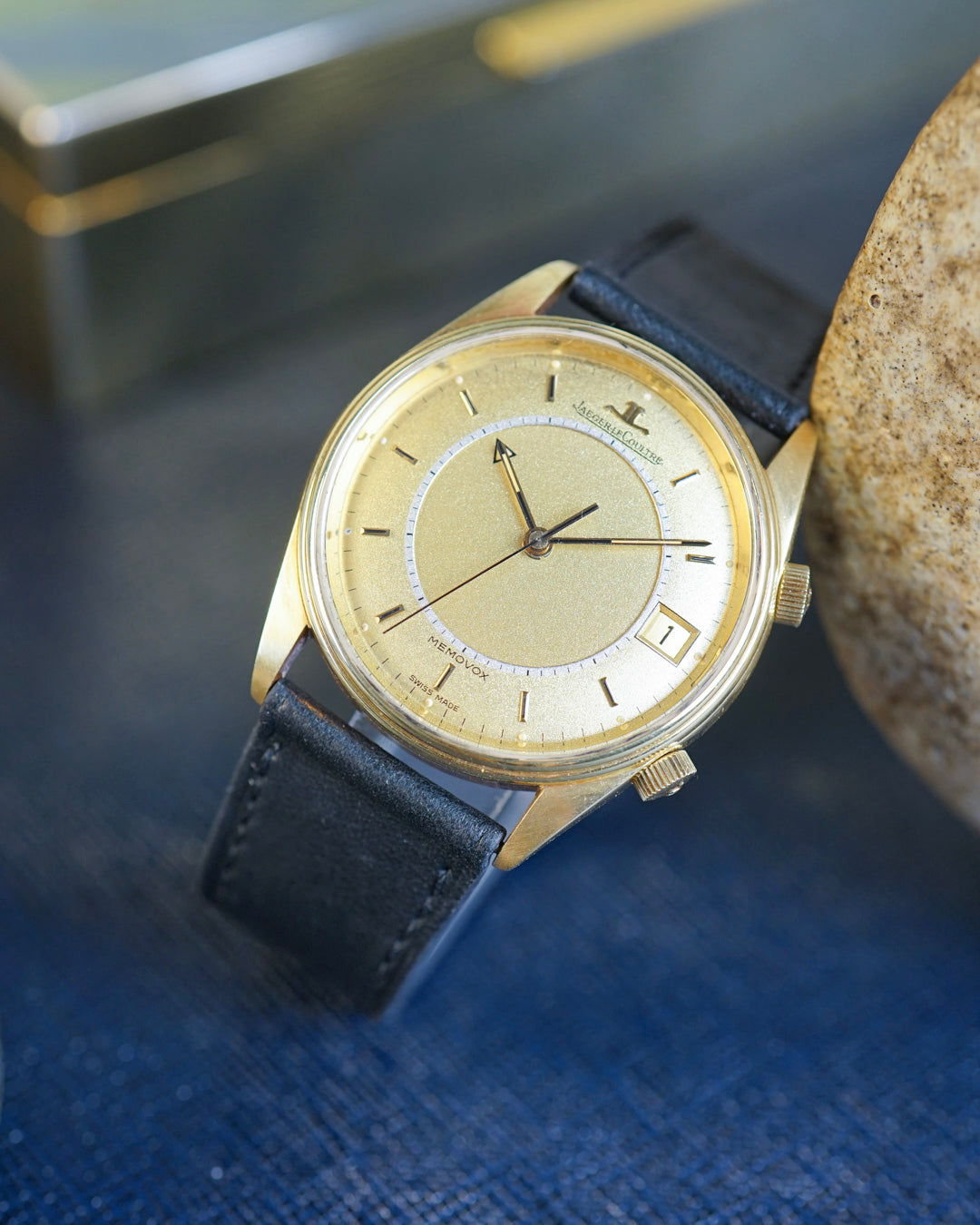 Jaeger-LeCoultre Memovox in 18kt gold