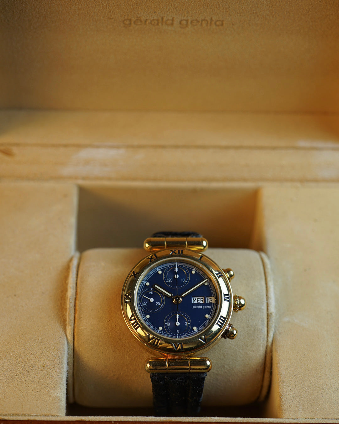 Gerald Genta chronograph in Yellow Gold aka. "Bomba" - Full Set