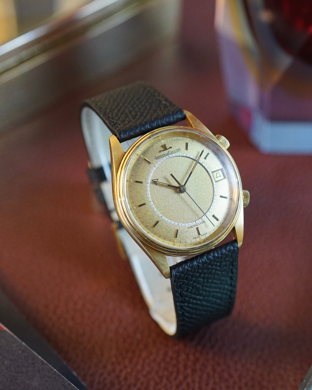 Jaeger-LeCoultre Memovox in 18kt gold