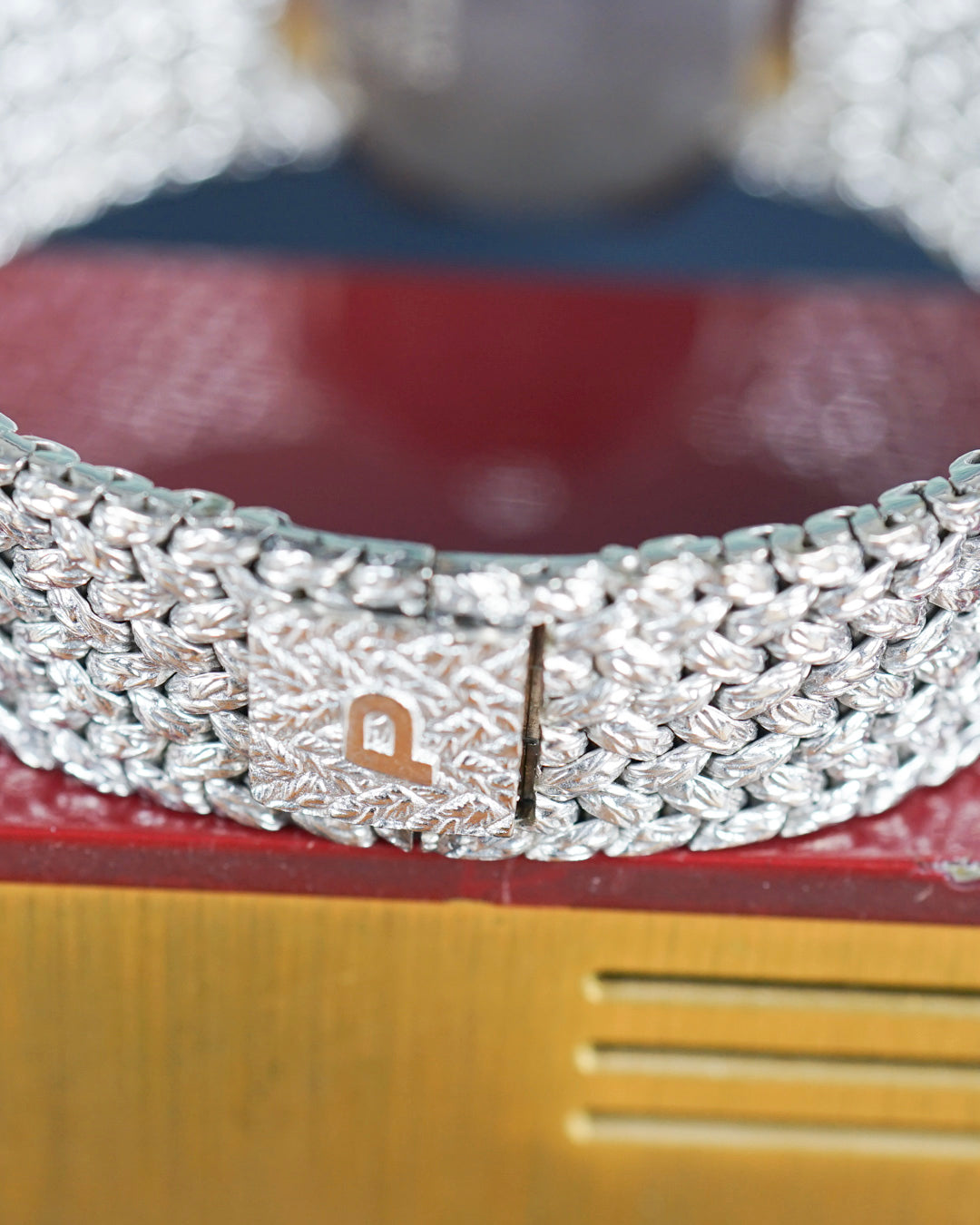 Piaget White Gold lady's watch with Coral and Onyx