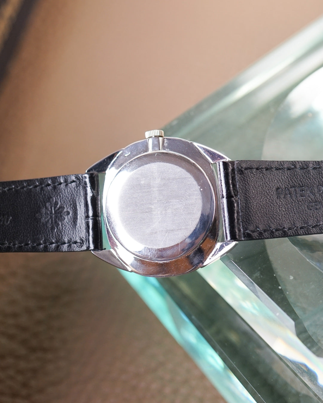 Patek Philippe Golden Ellipse référence 3545 en or blanc — cadran bleu