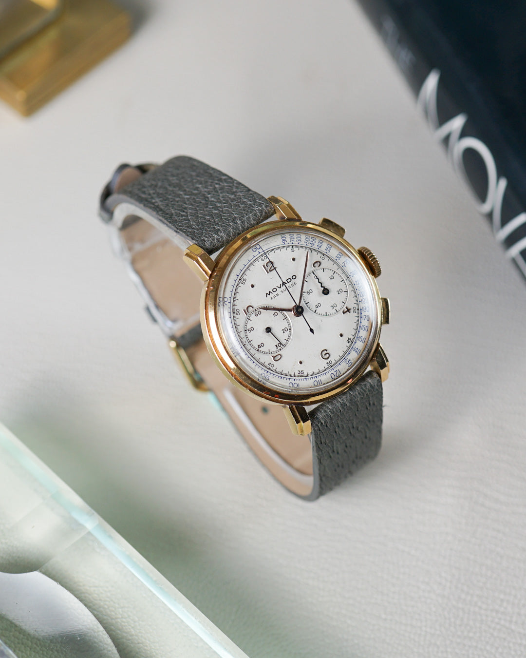 Movado "Fab. Suisse" Chronograph M90 in yellow gold