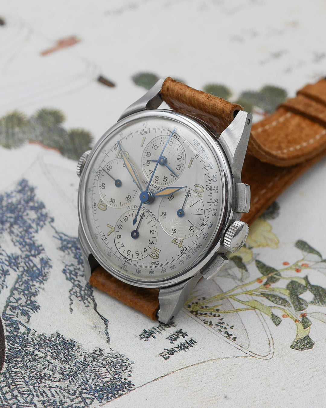 1940s Universal Geneve 22286 Aero-Compax New Old Stock
