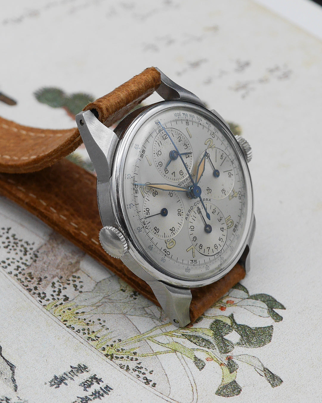 1940s Universal Geneve 22286 Aero-Compax New Old Stock