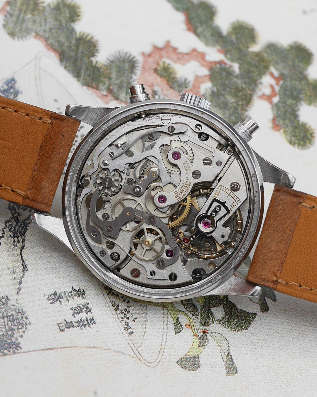 1940s Doxa Spillman case salmon dial Valjoux 22 chronograph