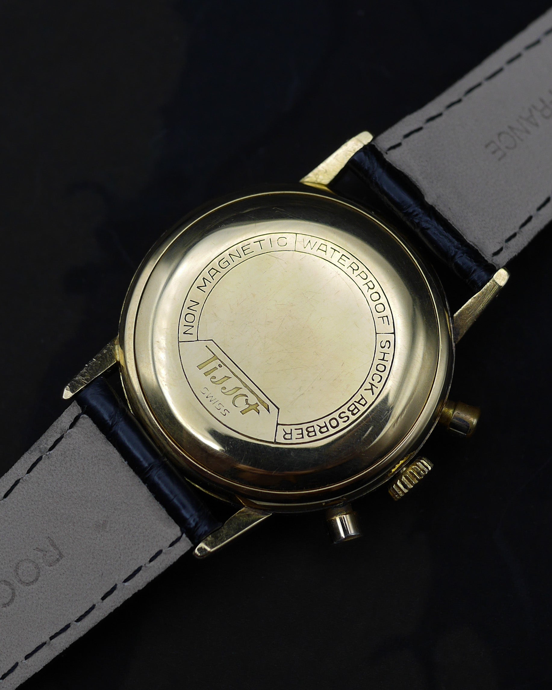 1940s Tissot chronograph with gilt dial in 18kt Yellow Gold