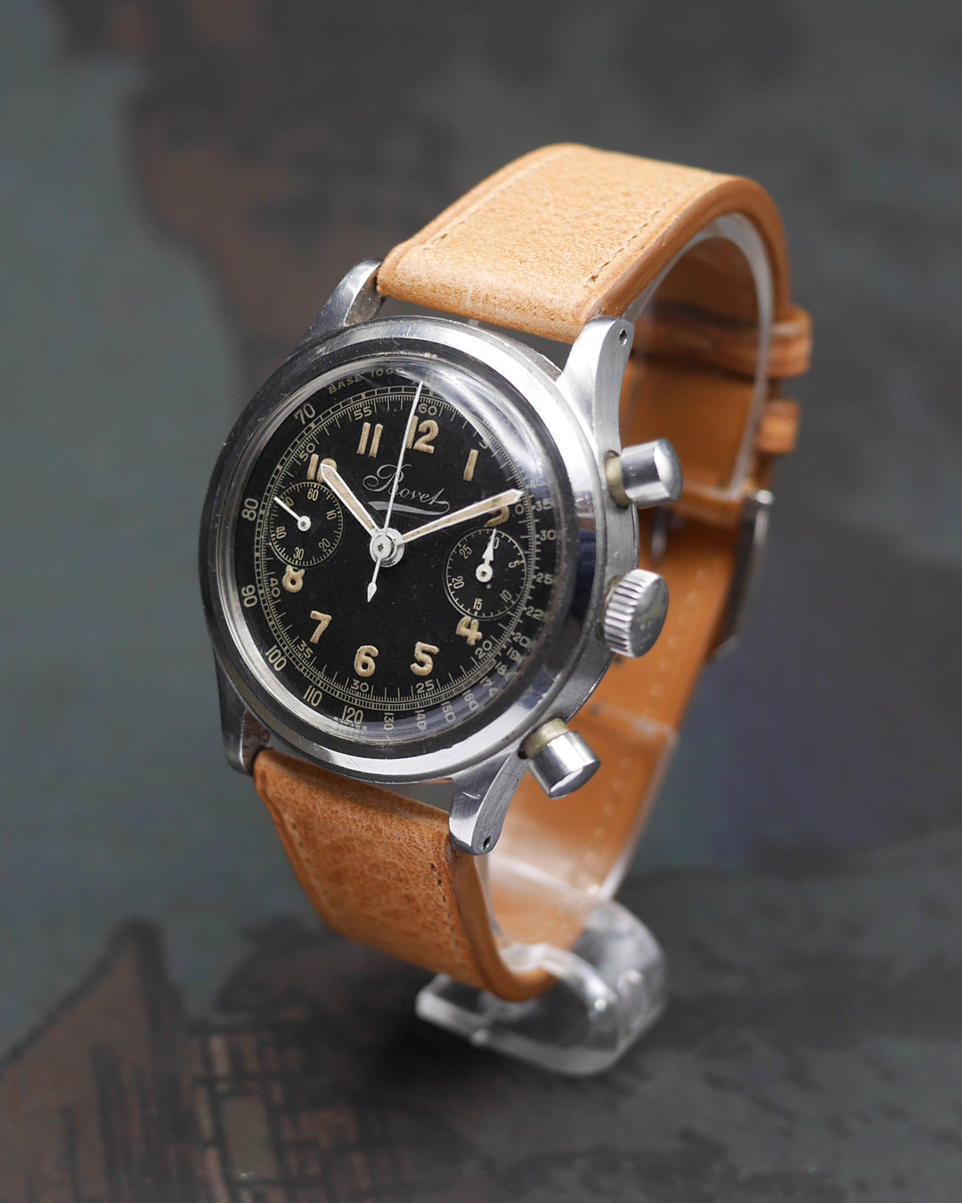 1940s Bovet Mono-Rattrapante ref.5347 black dial with Valjoux 84