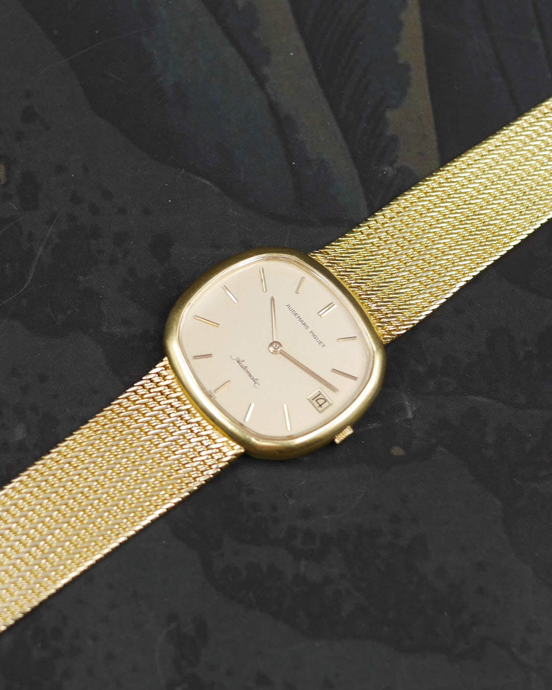 1970s Audemars Piguet yellow gold "TV" cal. 2120