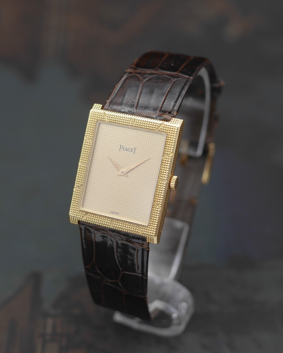 1970s Piaget "Clous de Paris" in 18kt yellow gold with its original strap