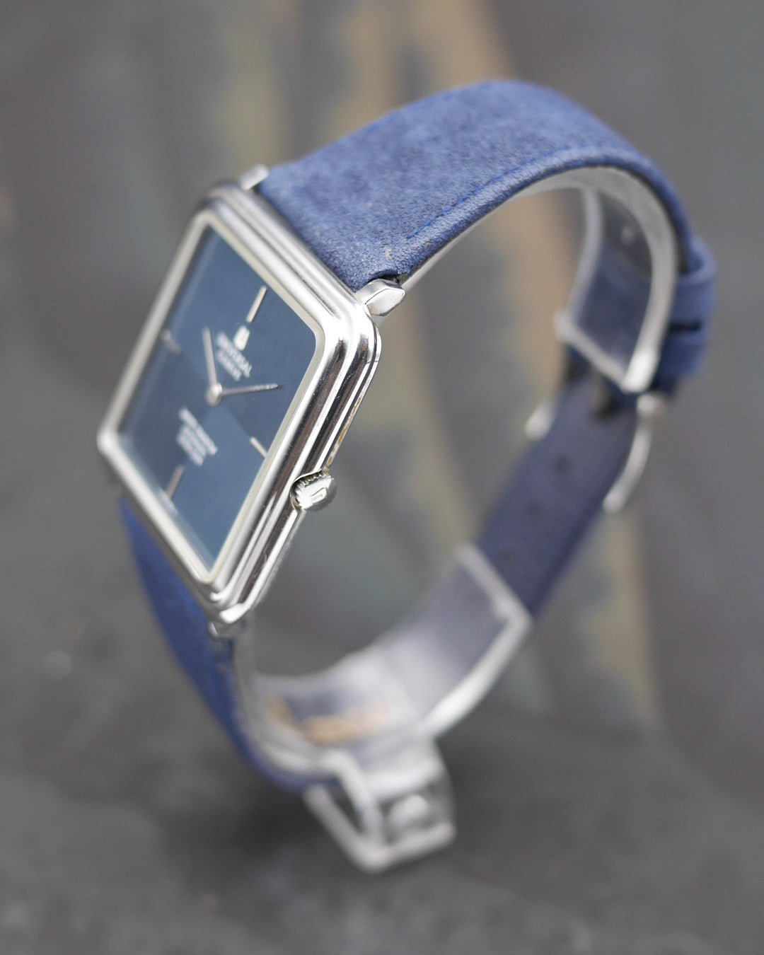 1970s Universal Geneve White Shadow Automatic Ultra Slim MINT