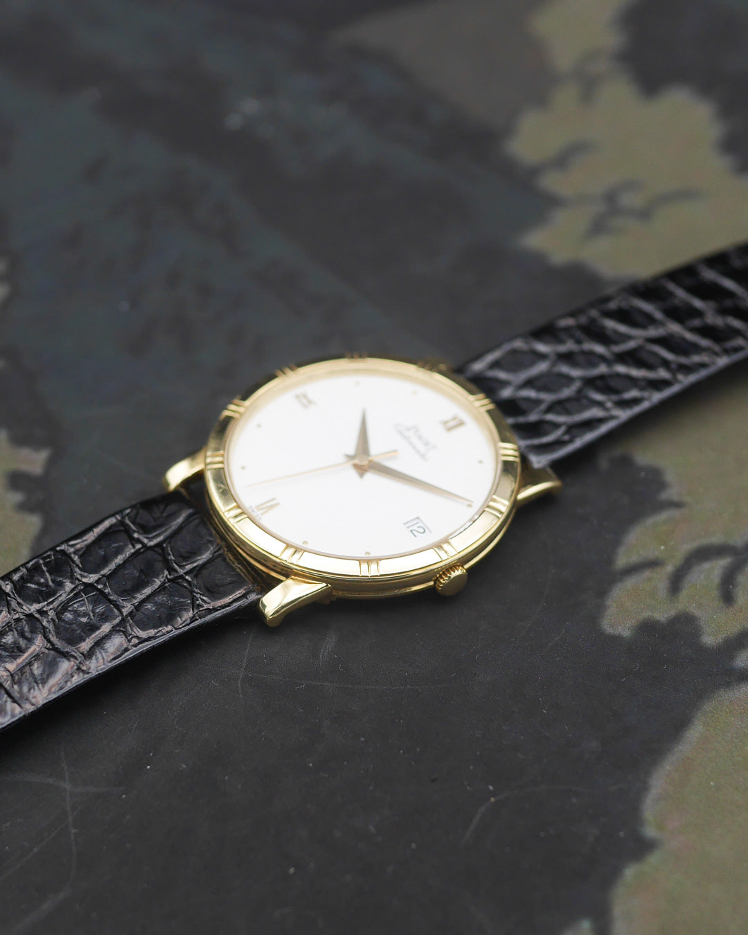 1990's Piaget Dancer ref.15923 in 18k Yellow gold with its original strap