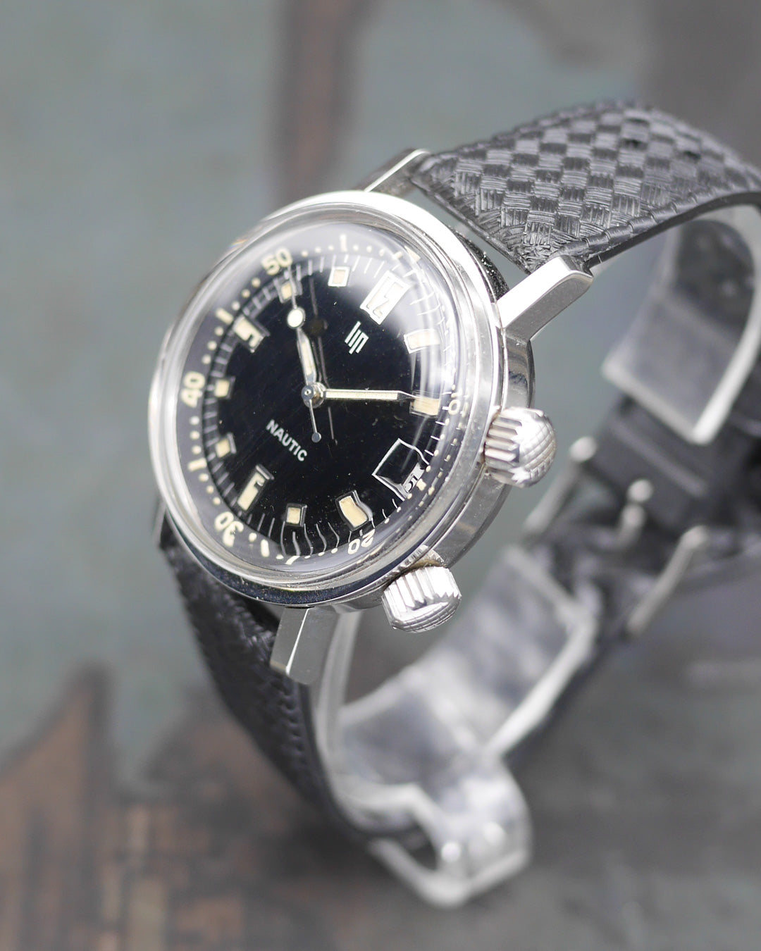 1966 Lip Nautic manual winding