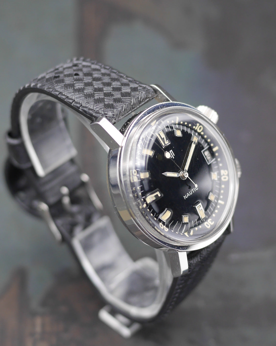 1966 Lip Nautic manual winding