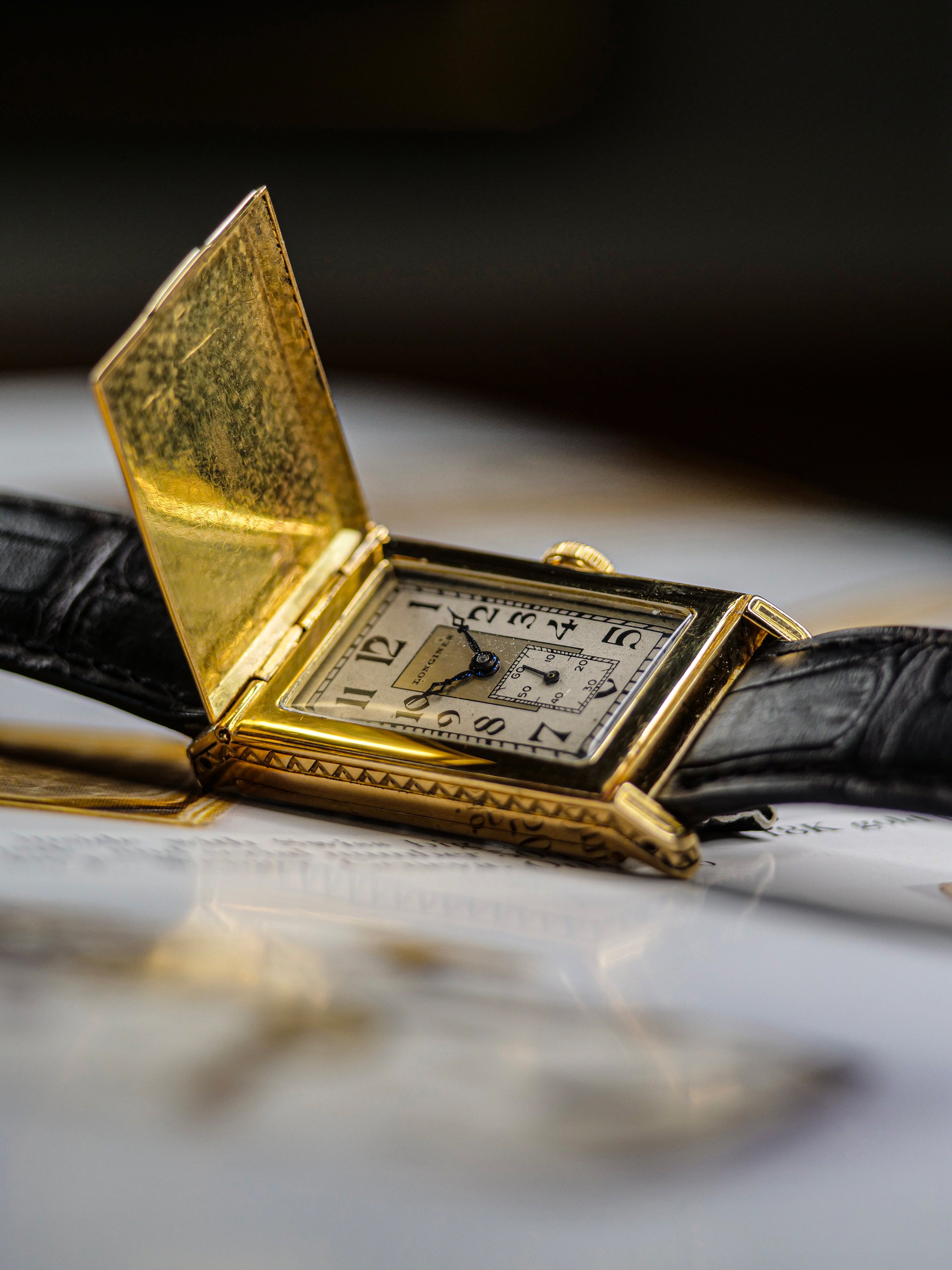 1929 Longines ultra rare Hunter style watch in 18kt yellow gold