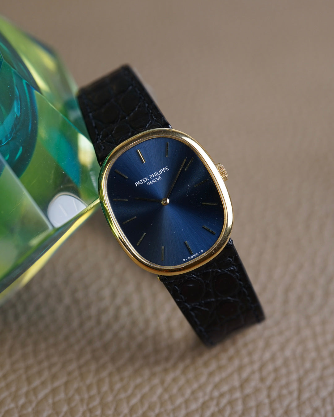 The Art of Divine Proportion: Focus on the Patek Philippe Golden Ellipse Ref. 3848