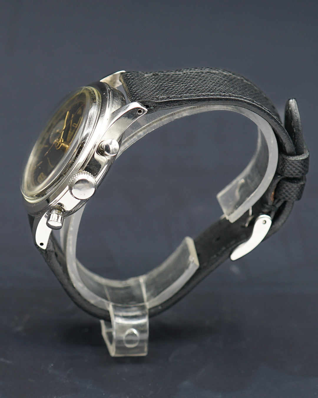 1940s Cyma oversized clamshell chronograph with Valjoux 22