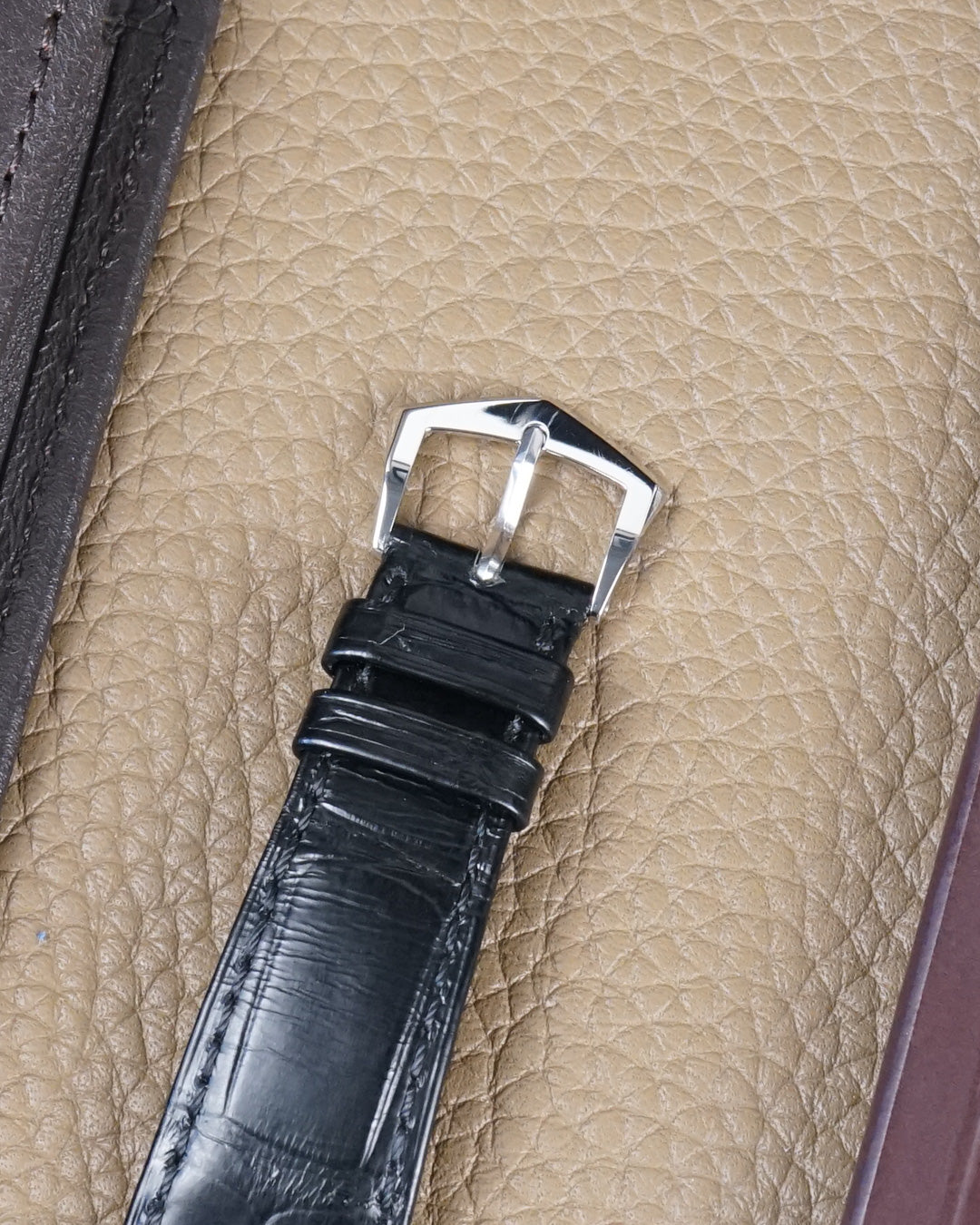 2013 Patek Philippe Calatrava 5196P-001