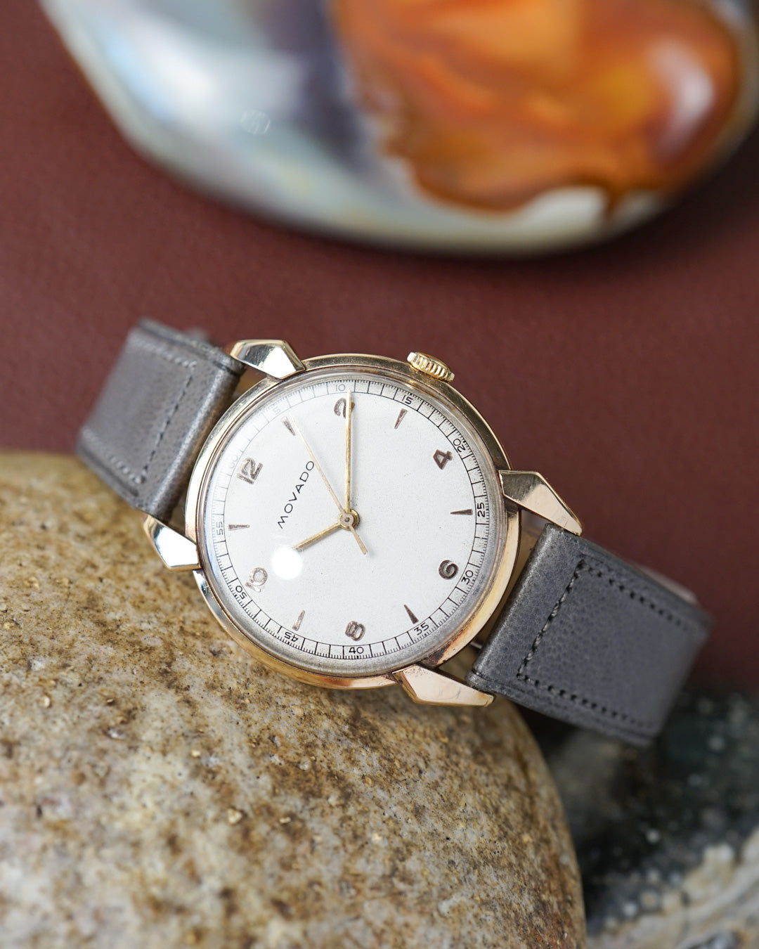 Movado "Spider Lugs" in pink gold