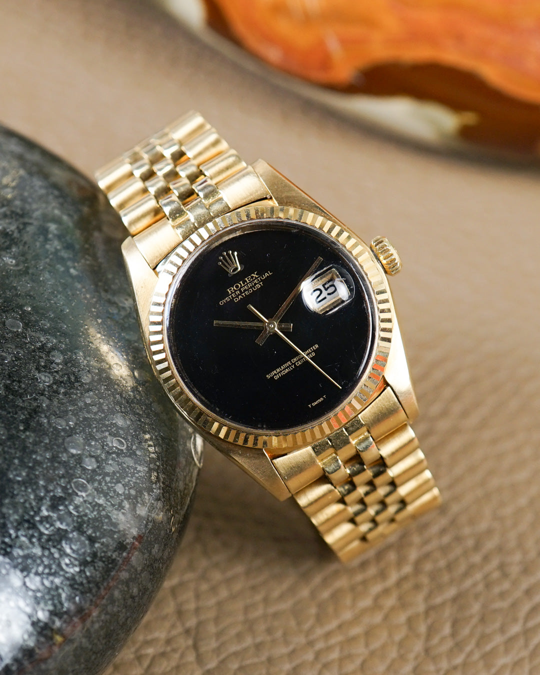 Rolex Datejust 1601 in yellow gold with onyx dial
