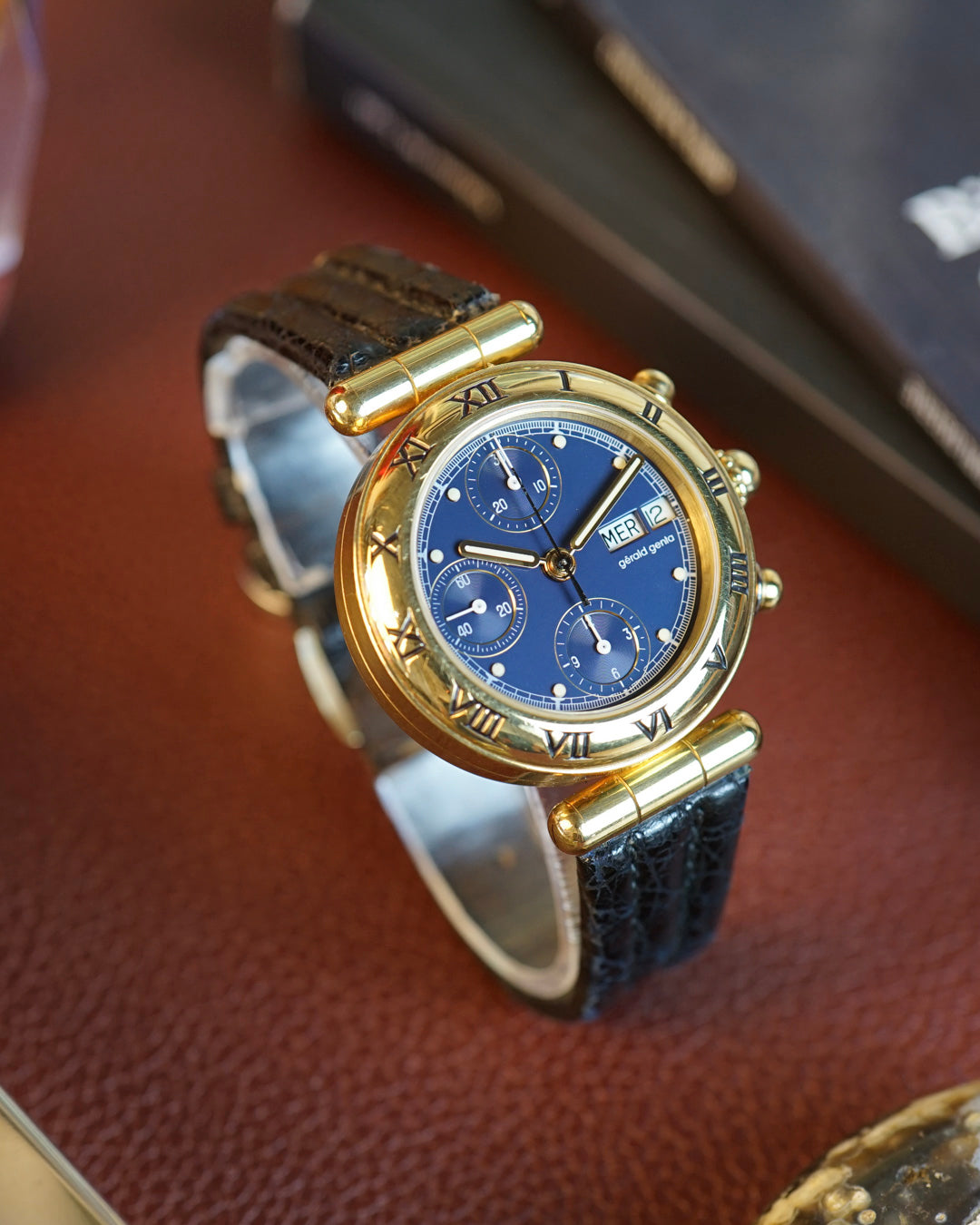 Gerald Genta chronograph in Yellow Gold aka. "Bomba" - Full Set