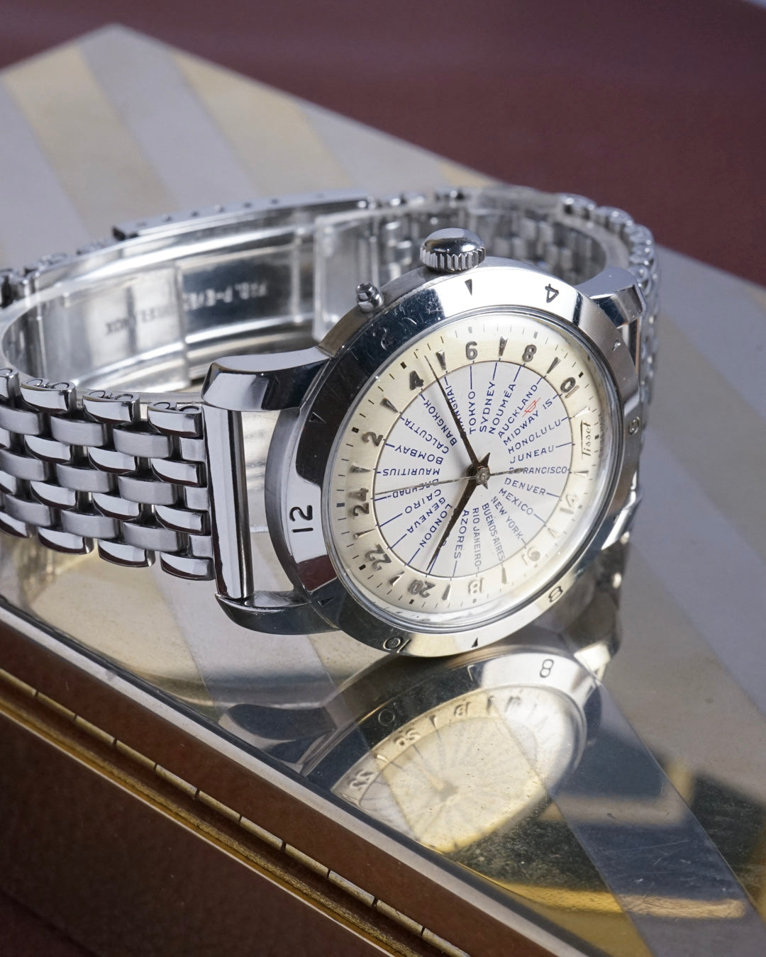 Tissot Navigator worldtimer bumper in mint condition