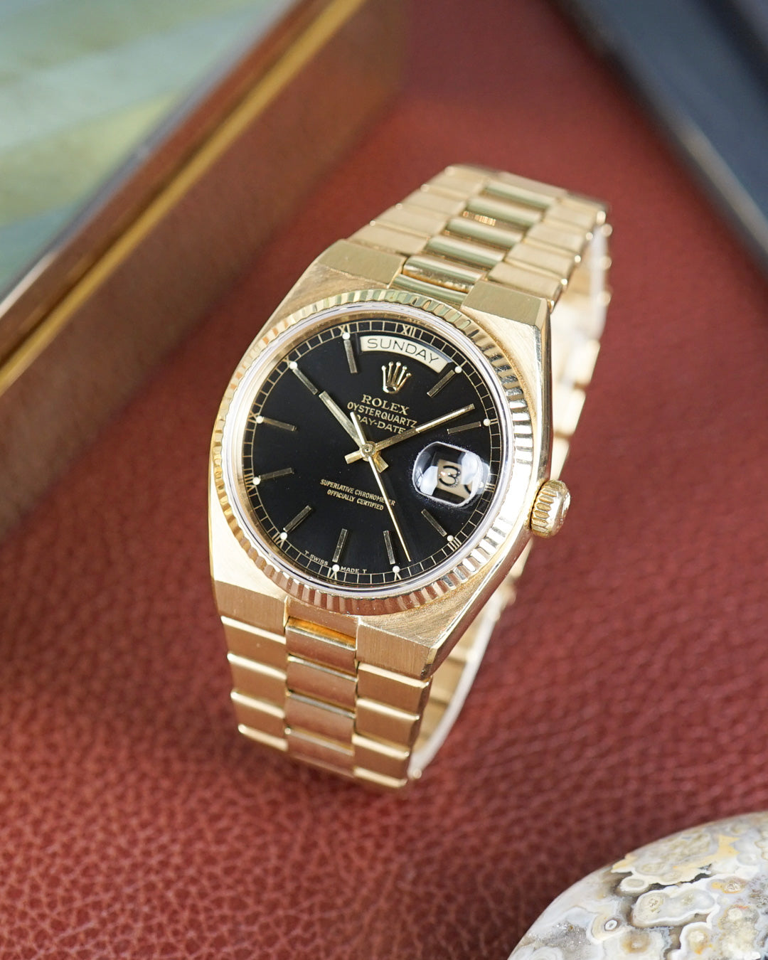 ROLEX OYSTERQUARTZ DAY-DATE REF. 19018