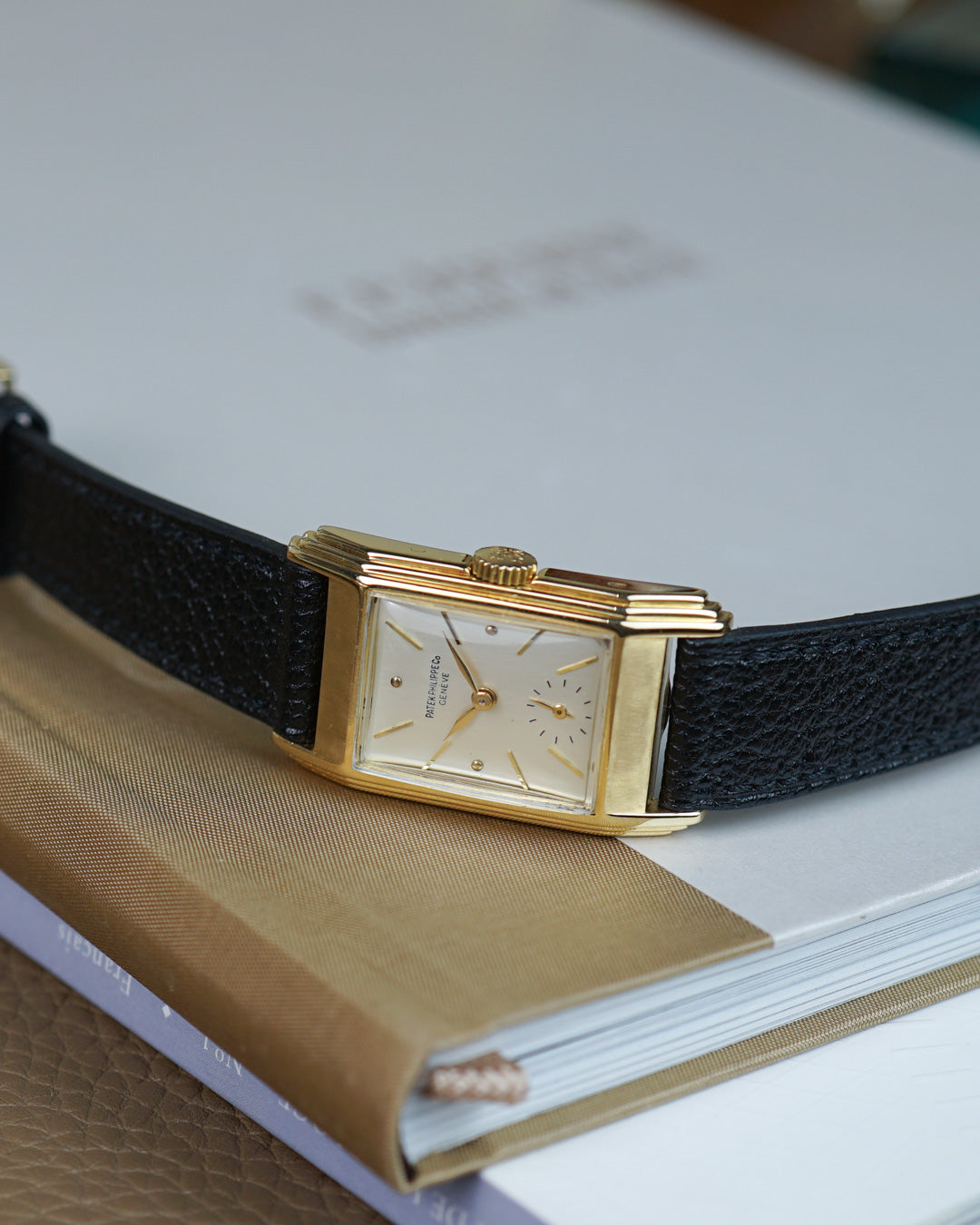 Patek Philippe reference 521 in yellow gold with extract