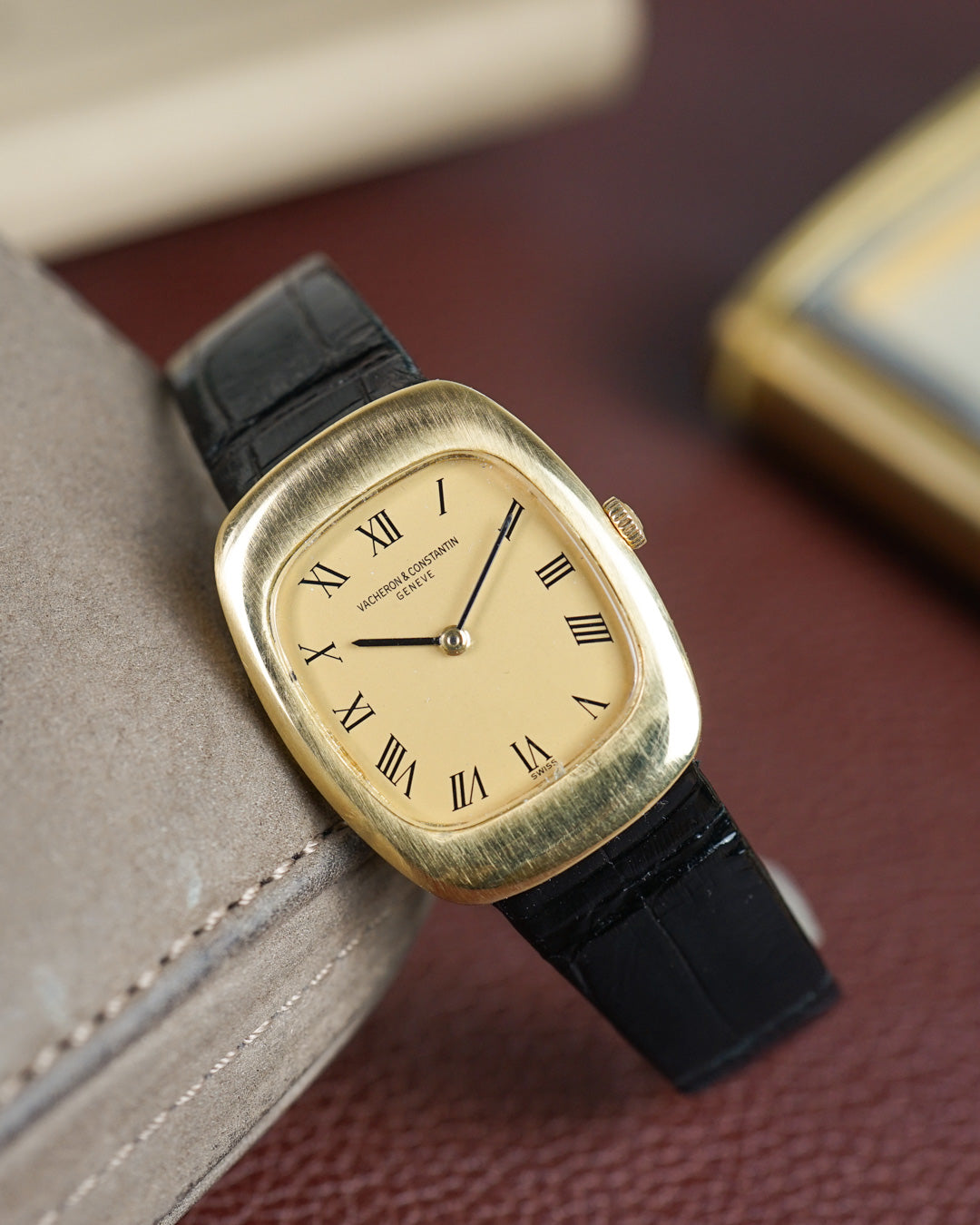 Vacheron Constantin reference 2019 in yellow gold