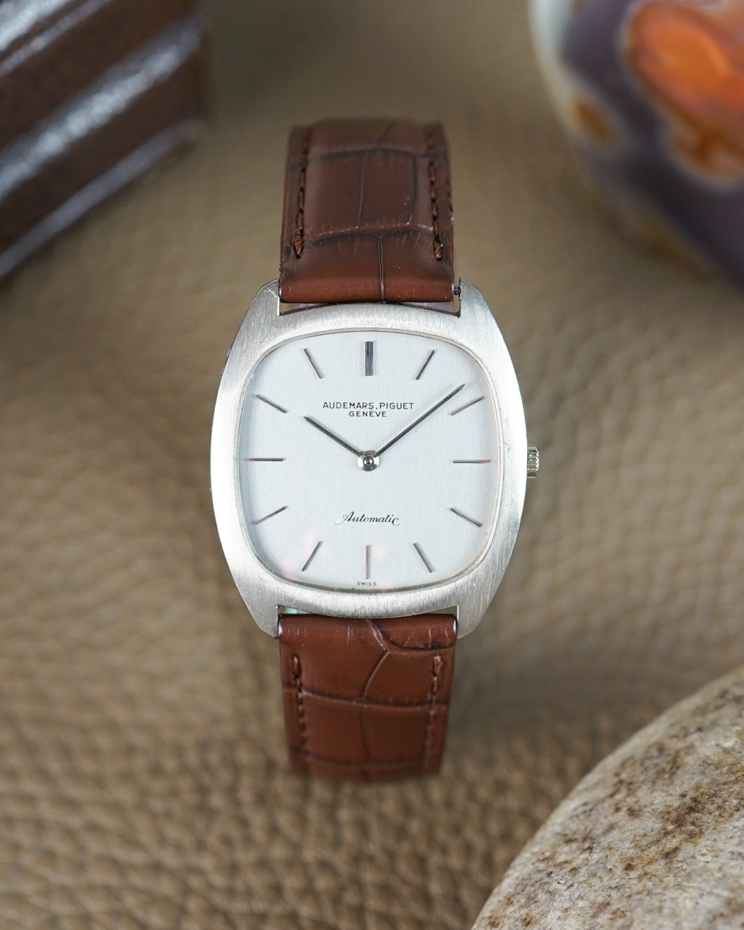 Audemars Piguet reference 5279 in white gold — white dial, caliber K2120