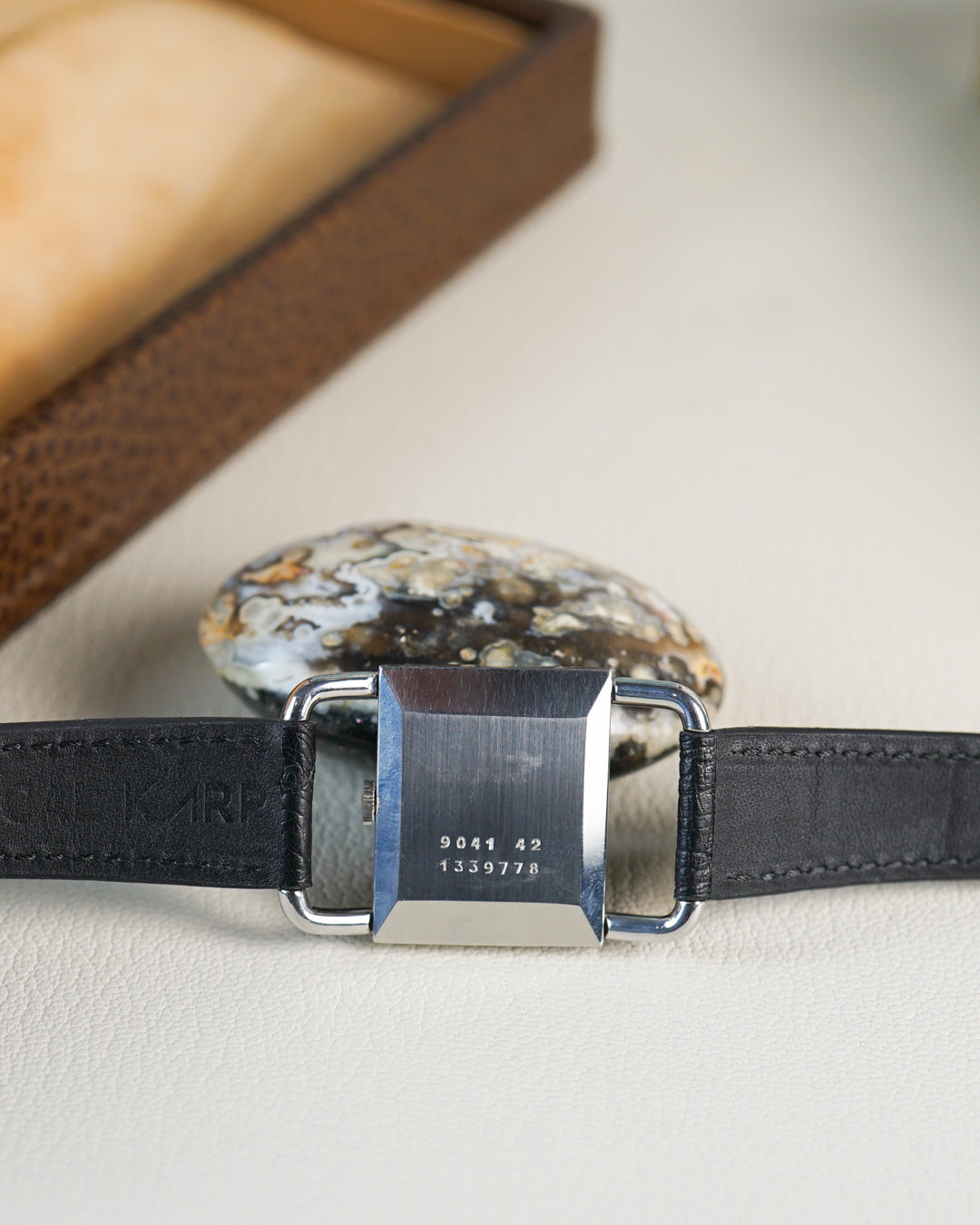 Jaeger-LeCoultre Étrier reference 9041 — Bicolour dial, original buckle