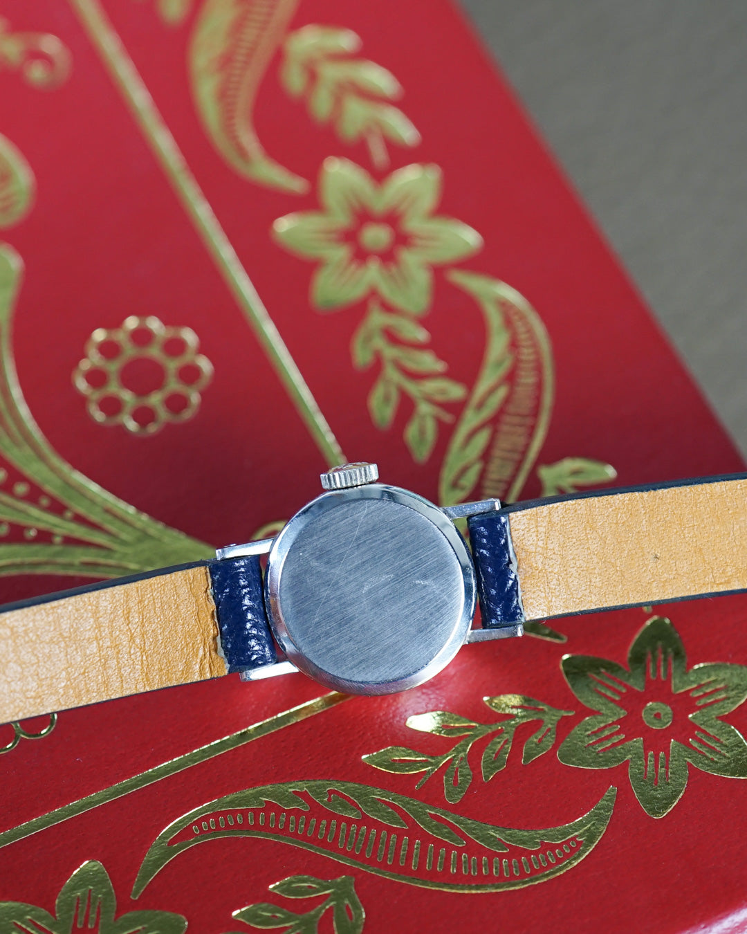 Patek Philippe Lady's Calatrava ref. 3266 in white gold