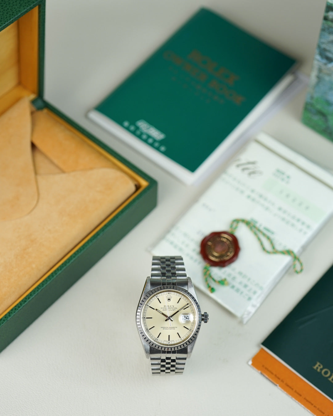 Rolex Datejust 16220 Panna dial Full Set
