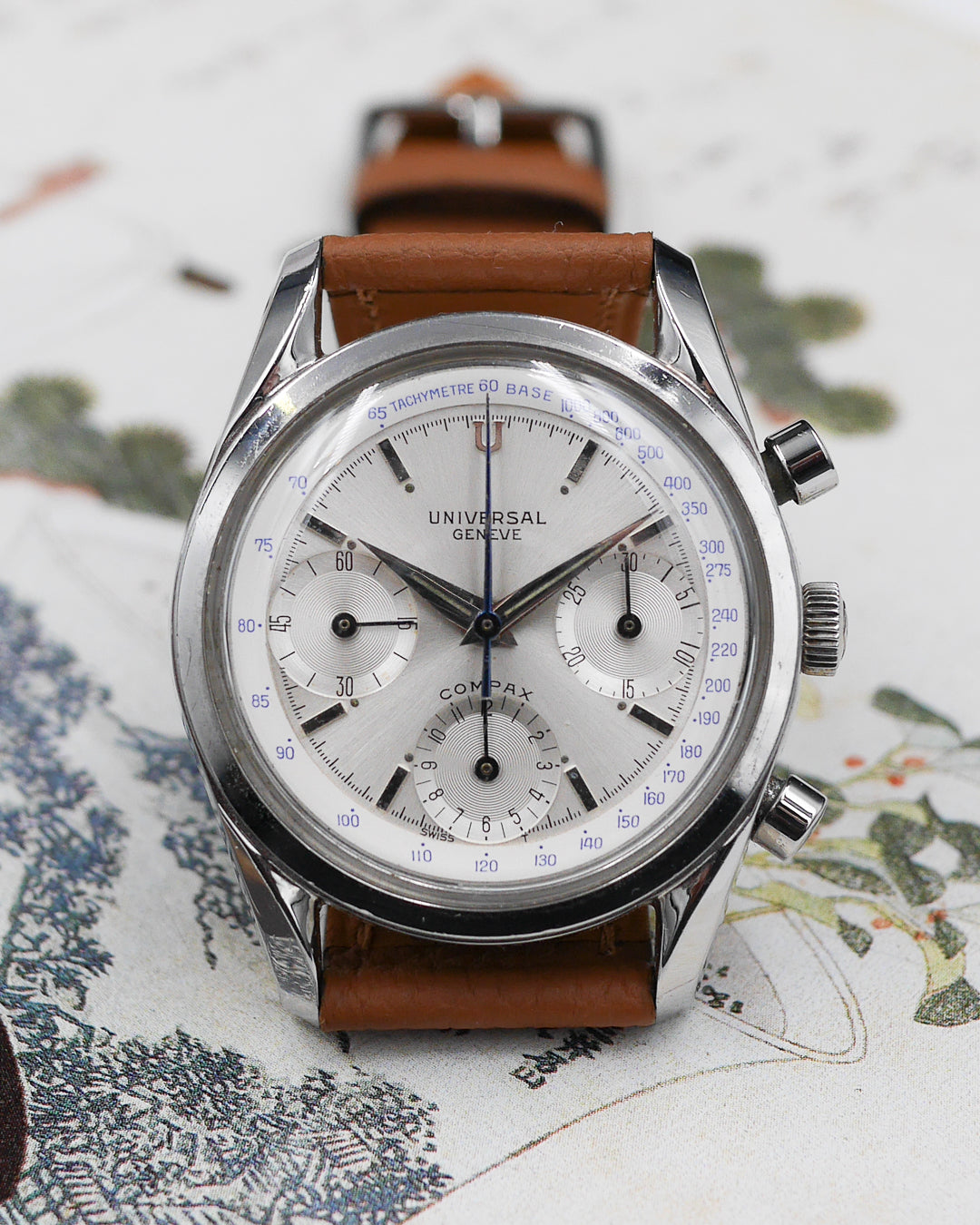 1960s Universal Geneve Compax 22705-1
