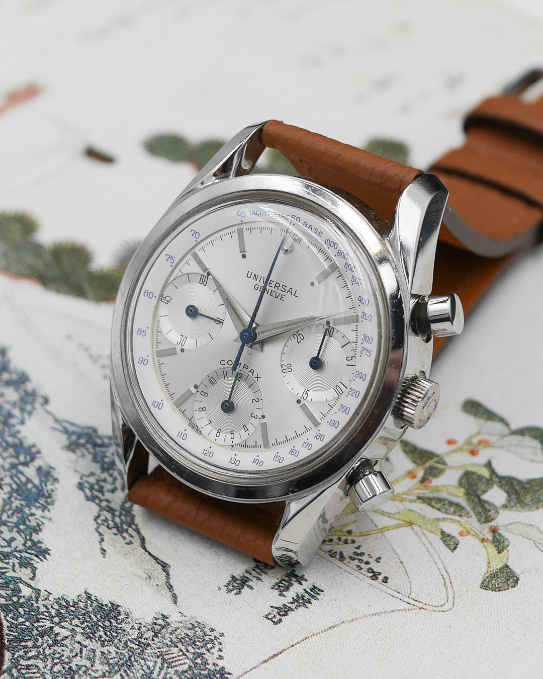 1960s Universal Geneve Compax 22705-1