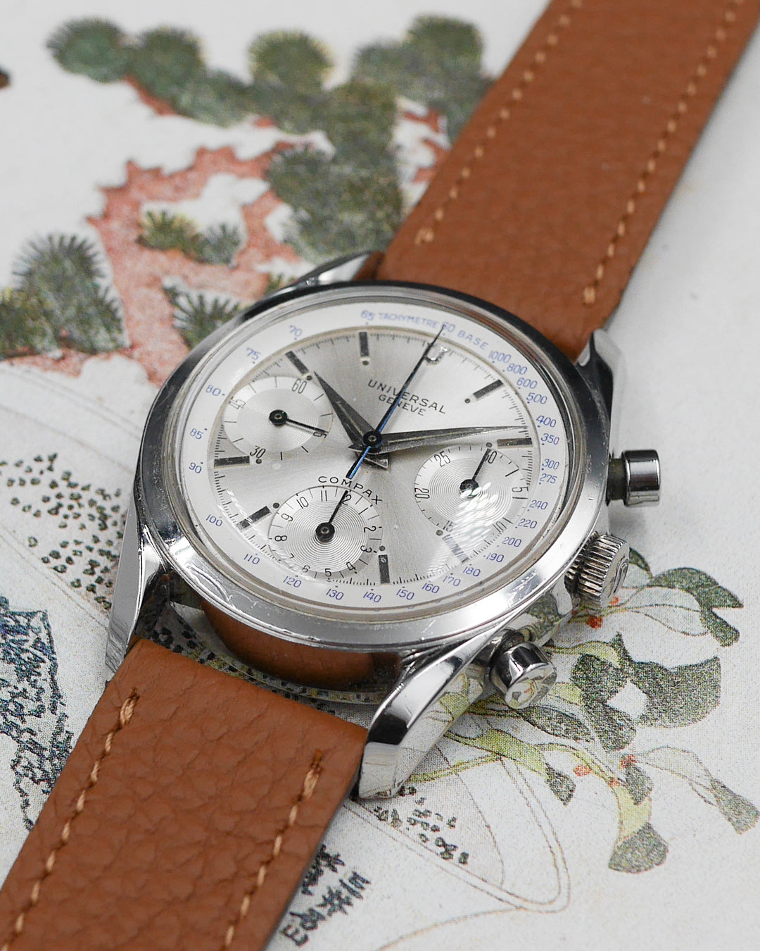 1960s Universal Geneve Compax 22705-1