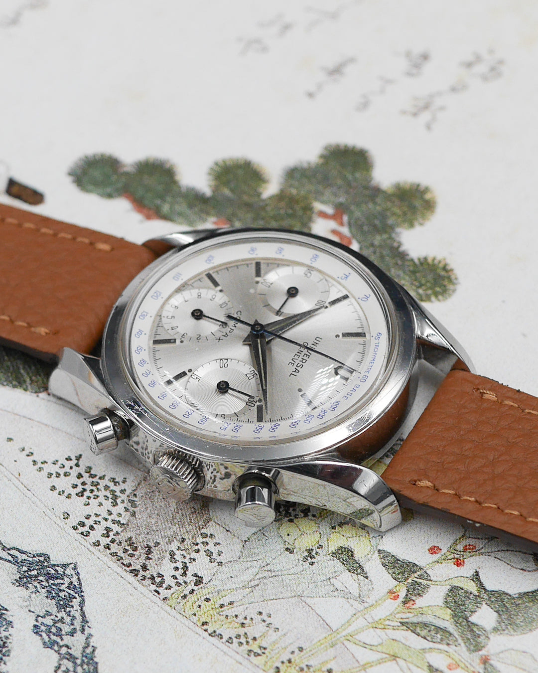 1960s Universal Geneve Compax 22705-1