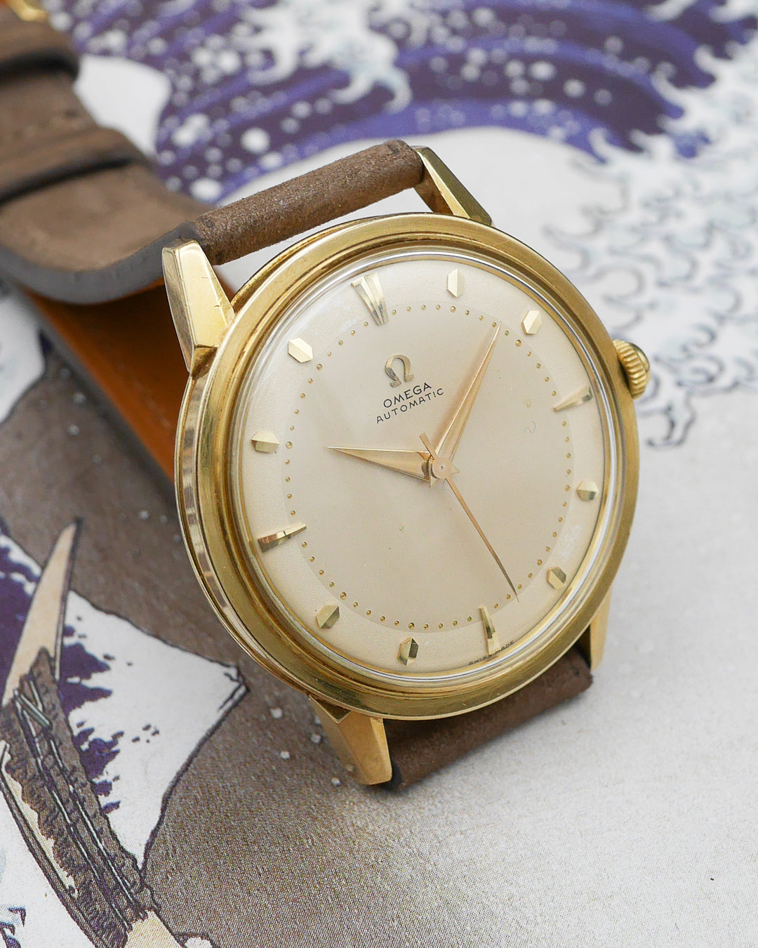 1952 rare Omega 2737SC oversized in 18kt gold