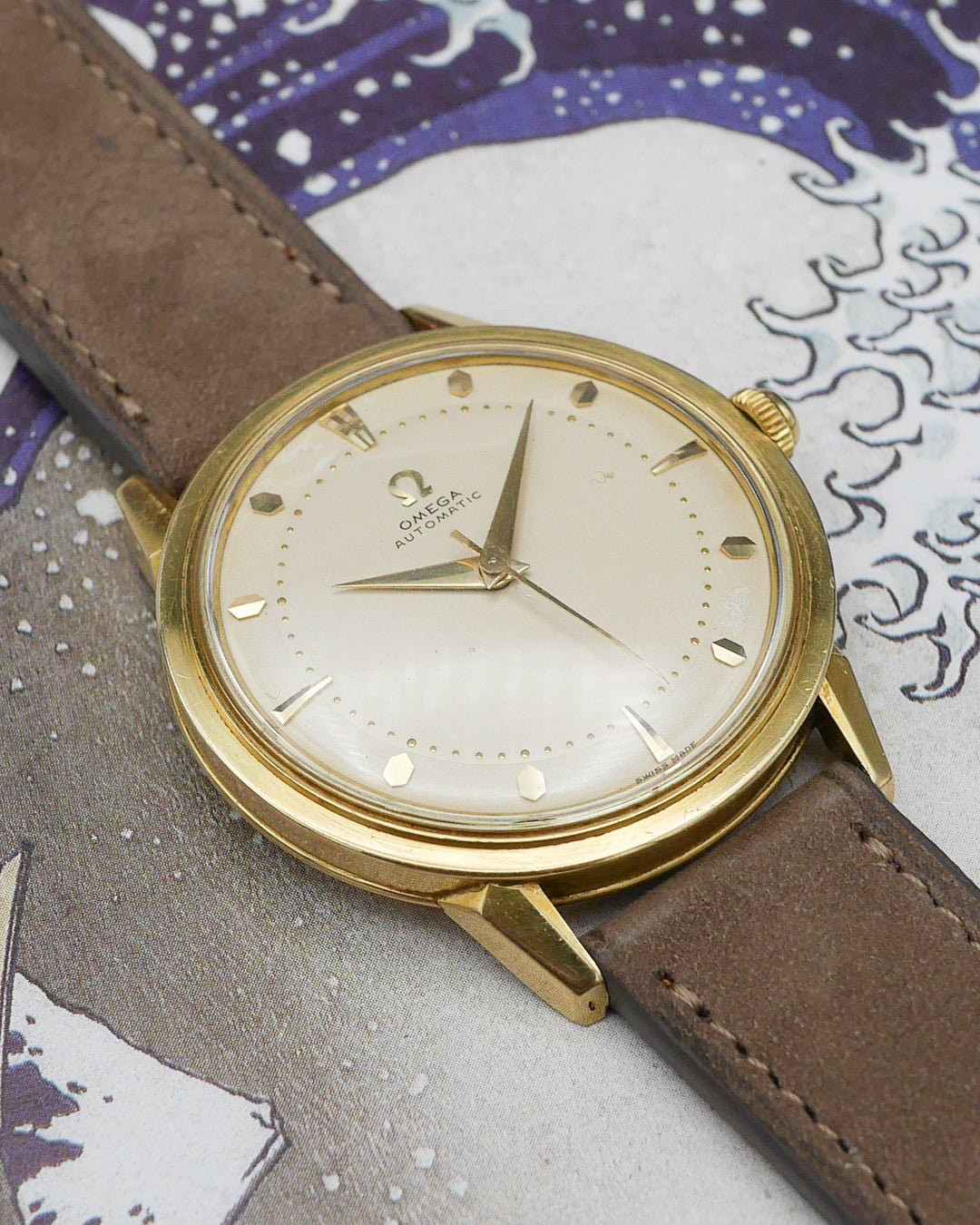 1952 rare Omega 2737SC oversized in 18kt gold