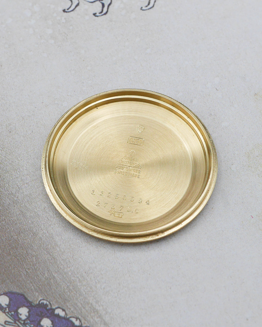 1952 rare Omega 2737SC oversized in 18kt gold